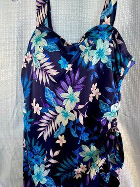 Swimsuits For All One-Piece Side Tie Wrap Swimsuit Lily Floral Print 18
